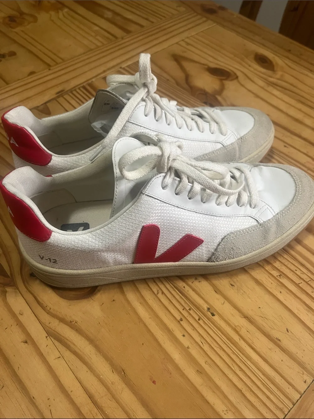 Veja V-12 Bmesh White/Pekin Sneakers with Red V Logo